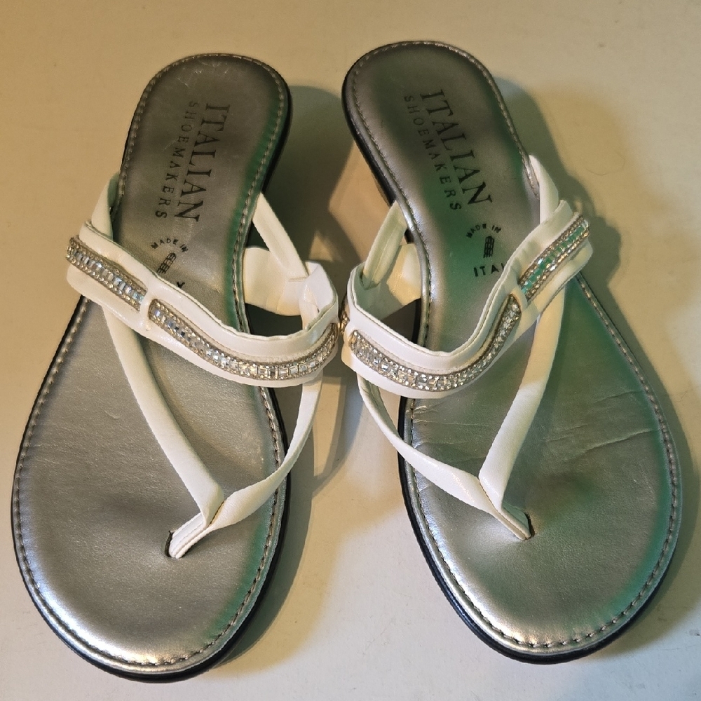 Italian Shoemakers White Sandals Thong Style